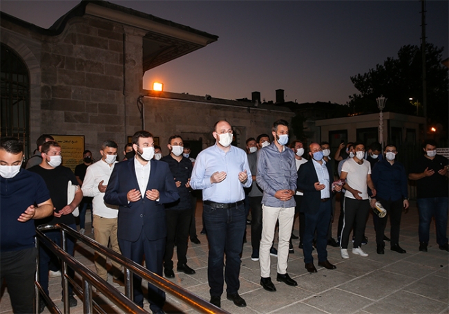 81 ilde Ayasofya için şükür duası